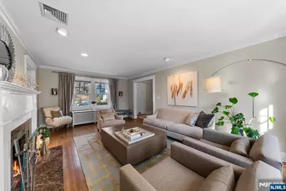 163 Hampton Place, Ridgewood, NJ 07450 - Photo 6