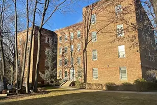 250 Broad Ave 4D, Leonia, NJ 07605 - Photo 1