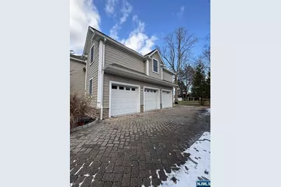 124 Coopers Lane, River Vale Township, NJ 07675 - Photo 4