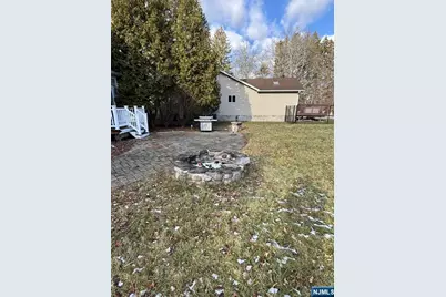 124 Coopers Lane, River Vale Township, NJ 07675 - Photo 6