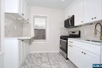 31 Rea Avenue Cottage #Cottage, Midland Park, NJ 07432 - Photo 6