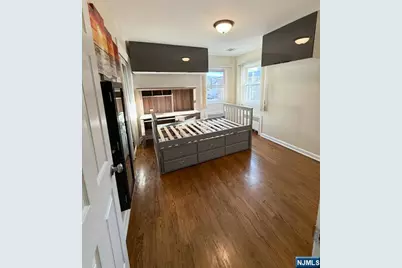 223 Day Avenue 1 #1, Cliffside Park, NJ 07010 - Photo 12