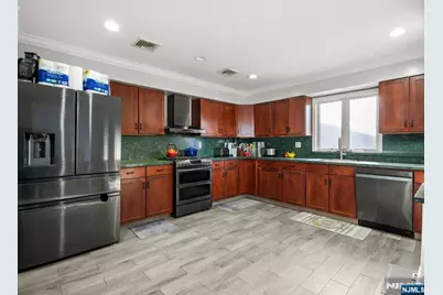 132 Clinton Place, East Rutherford, NJ 07073 - Photo 22