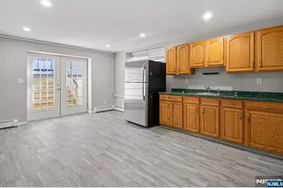 132 Clinton Place, East Rutherford, NJ 07073 - Photo 38