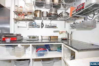 39 Godwin Avenue 39 #39, Ridgewood, NJ 07450 - Photo 16