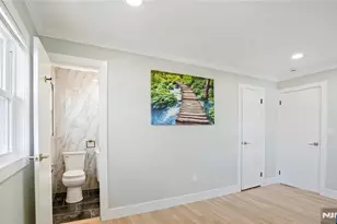 243 Hayward Pl, Wallington, NJ 07057 - Photo 8