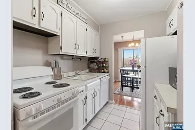 125 Prospect Avenue 8D #8D, Hackensack, NJ 07601 - Photo 14