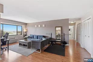 125 Prospect Ave 8D, Hackensack, NJ 07601 - Photo 8