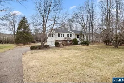373 Saddle River Road, Upper Saddle River, NJ 07458 - Photo 2