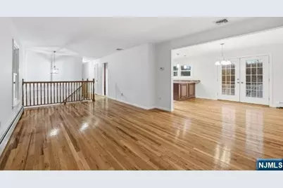373 Saddle River Road, Upper Saddle River, NJ 07458 - Photo 10