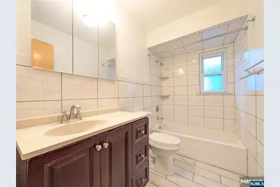 519 Davis Avenue, Kearny, NJ 07032 - Photo 8