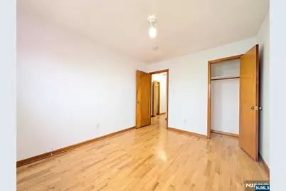 519 Davis Avenue, Kearny, NJ 07032 - Photo 12