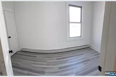 954 Grand Street, Elizabeth, NJ 07201 - Photo 2