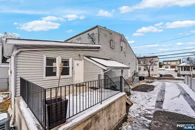 14 Avenue A 1R #1R, Lodi, NJ 07644 - Photo 18