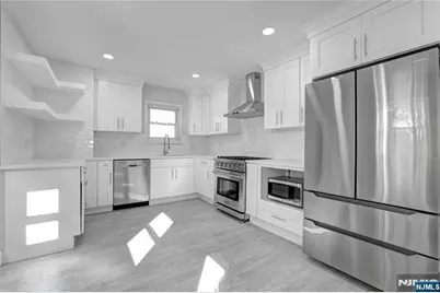 384 W Palisade Avenue, Englewood, NJ 07631 - Photo 6