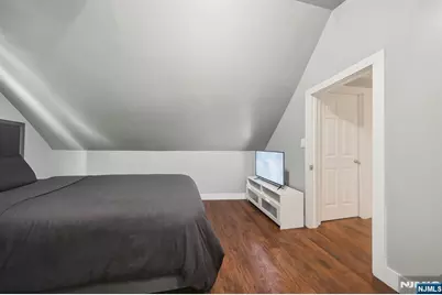 297 Runyon Street, Newark, NJ 07108 - Photo 14