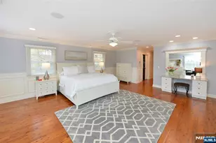 130 Glenwood Rd, Ridgewood, NJ 07450 - Photo 18