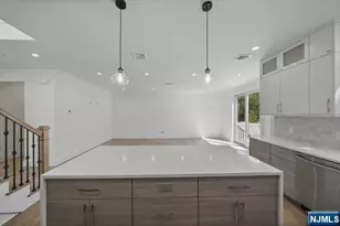 92 Franklin St, Tenafly, NJ 07670 - Photo 16