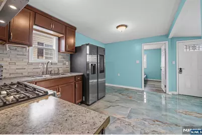 21 Helen Drive, Moonachie, NJ 07074 - Photo 8