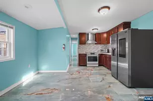 21 Helen, Moonachie, NJ 07074 - Photo 4