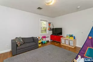 160 Magnolia Ave, Cresskill, NJ 07626 - Photo 18