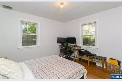 160 Magnolia Avenue, Cresskill, NJ 07626 - Photo 16