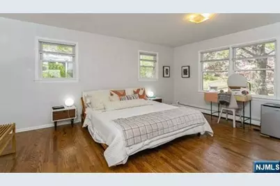 160 Magnolia Avenue, Cresskill, NJ 07626 - Photo 12