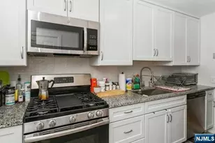 160 Magnolia Ave, Cresskill, NJ 07626 - Photo 8