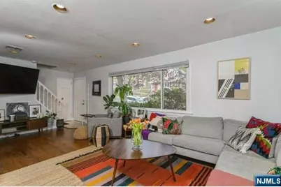 160 Magnolia Avenue, Cresskill, NJ 07626 - Photo 2