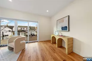 811 Jassamine Way, Fort Lee, NJ 07024 - Photo 22