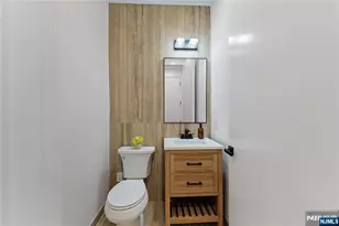 811 Jassamine Way, Fort Lee, NJ 07024 - Photo 24