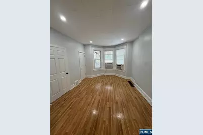 231 Ege Avenue, Jersey City, NJ 07304 - Photo 1