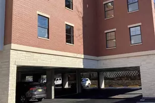 209 Oakdene Pl 201, Cliffside Park, NJ 07010 - Photo 2