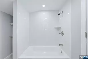 207 Elm Ave, Hackensack, NJ 07601 - Photo 22