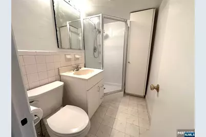 2185 Lemoine 5B #5B, Fort Lee, NJ 07024 - Photo 6