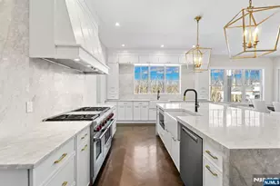 396 Knollwood Rd, Ridgewood, NJ 07450 - Photo 24