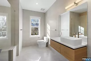 396 Knollwood Rd, Ridgewood, NJ 07450 - Photo 32