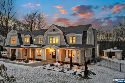 396 Knollwood Road, Ridgewood, NJ 07450 - Photo 2