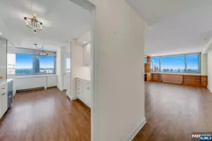 1600 Parker Ave 29C, Fort Lee, NJ 07024 - Photo 12