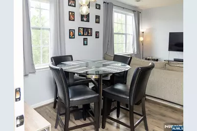 435 Van Houten Avenue 307 #307, Passaic, NJ 07055 - Photo 8