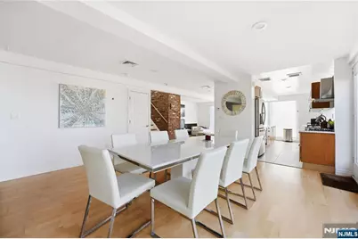 27 Suffolk Lane, Tenafly, NJ 07670 - Photo 4