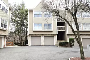 566 Windsor Dr 606, Palisades Park, NJ 07650 - Photo 1