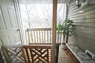 566 Windsor Dr 606, Palisades Park, NJ 07650 - Photo 8