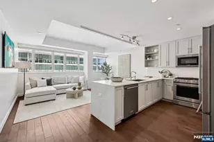 800 Ave At Port Imperial Blvd 416, Weehawken, NJ 07086 - Photo 4