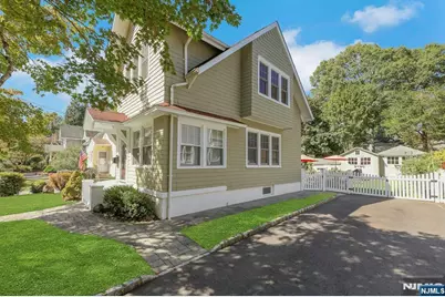 21 South Avenue, Harrington Park, NJ 07640 - Photo 18