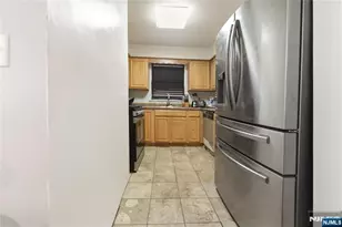 721 S 19th St, Newark, NJ 07103 - Photo 8