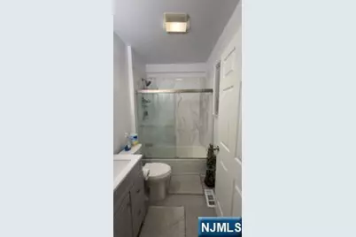 59 Spring Valley Avenue, Hackensack, NJ 07601 - Photo 20