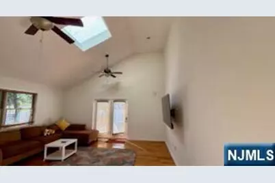 59 Spring Valley Avenue, Hackensack, NJ 07601 - Photo 8