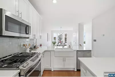 349 Wilshire Drive 3050 #3050, Nutley, NJ 07110 - Photo 12