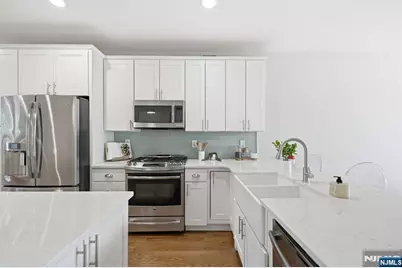 349 Wilshire Drive 3050 #3050, Nutley, NJ 07110 - Photo 10